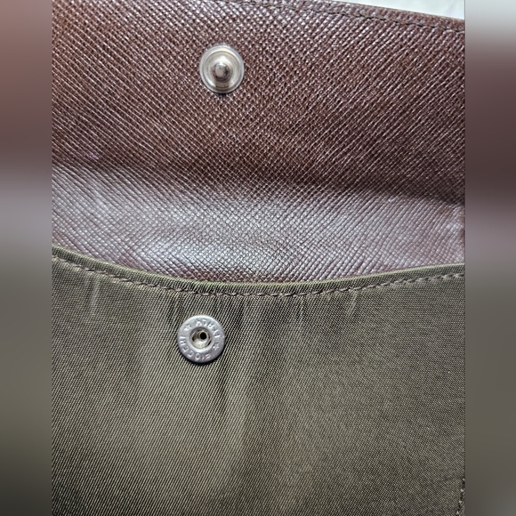 Prada Olive Green Wallet - Picture 7 of 8